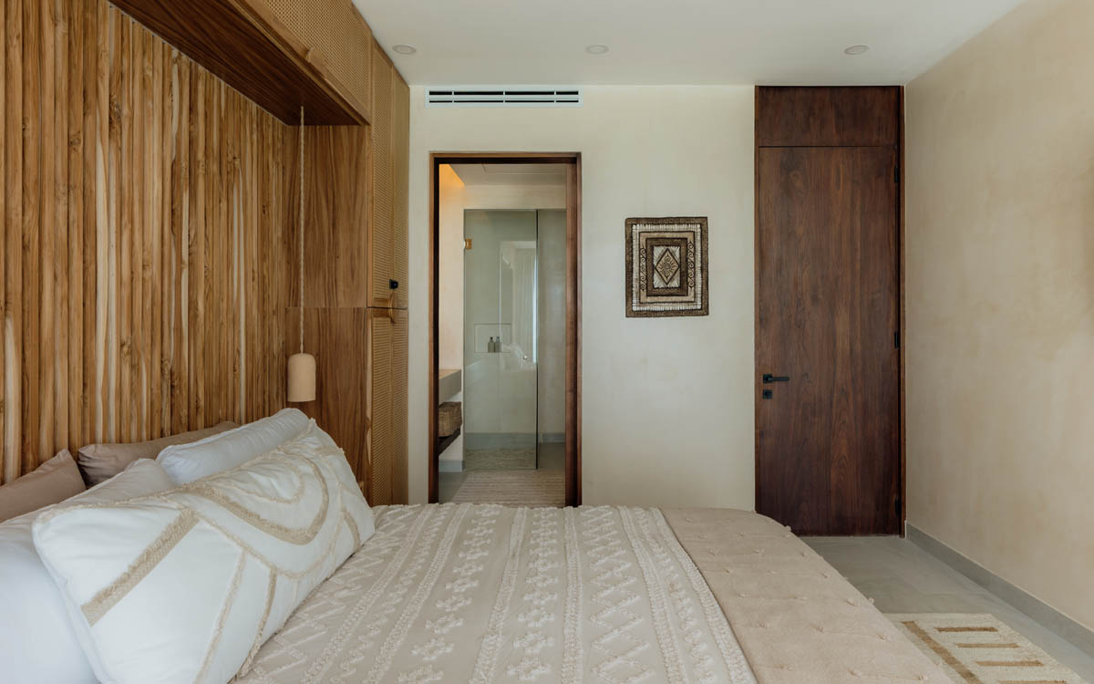Bedroom 1 04