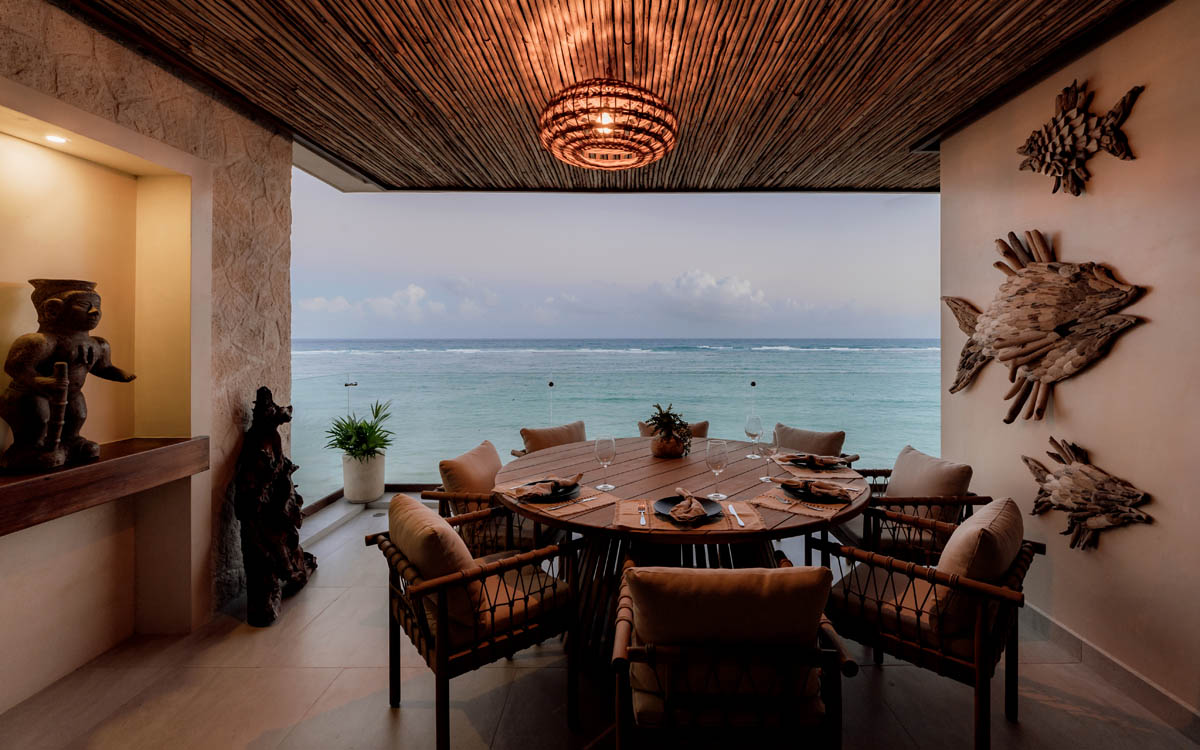 Dining Area 01